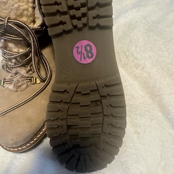 Avellini Women's Gray Fur-Lined Boots - Picture 4 of 4